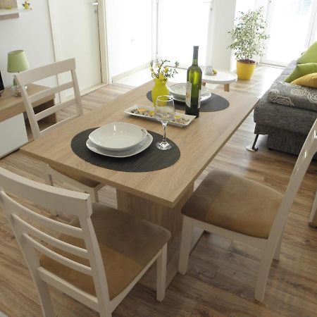 Apartment Near Center,Beach,Bus +Free Parking Zadar Zewnętrze zdjęcie