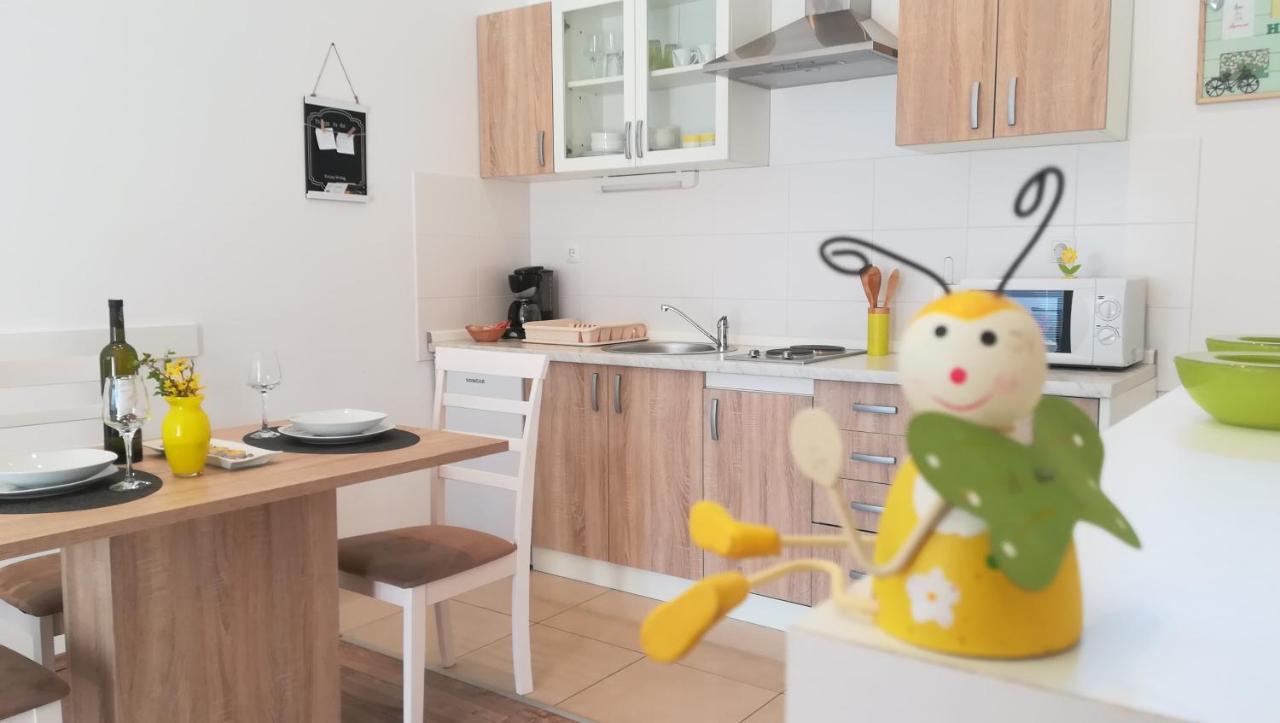 Apartment Near Center,Beach,Bus +Free Parking Zadar Zewnętrze zdjęcie